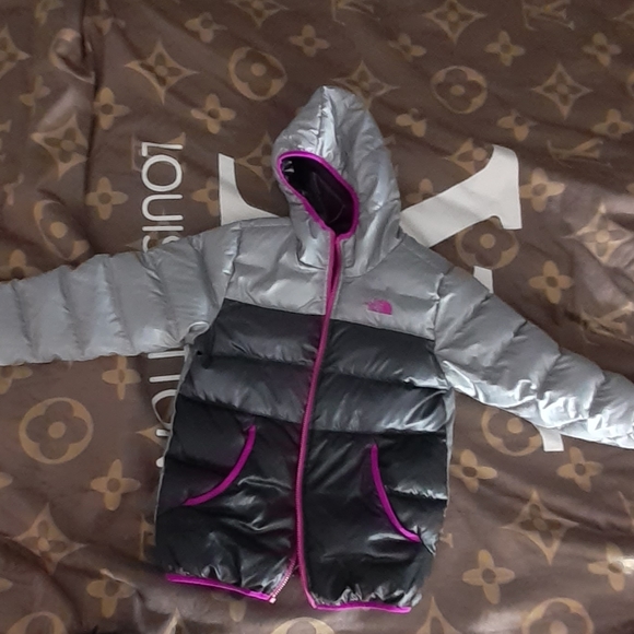 The North Face puffer jacket - Picture 10 of 10